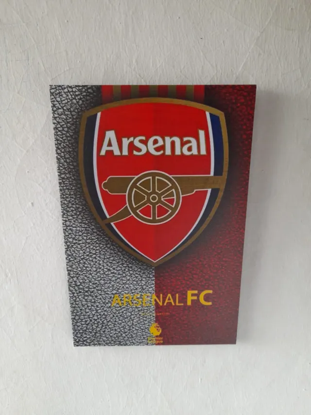 Arsenal FC Crest – Football wall art mount by Kwanza Images